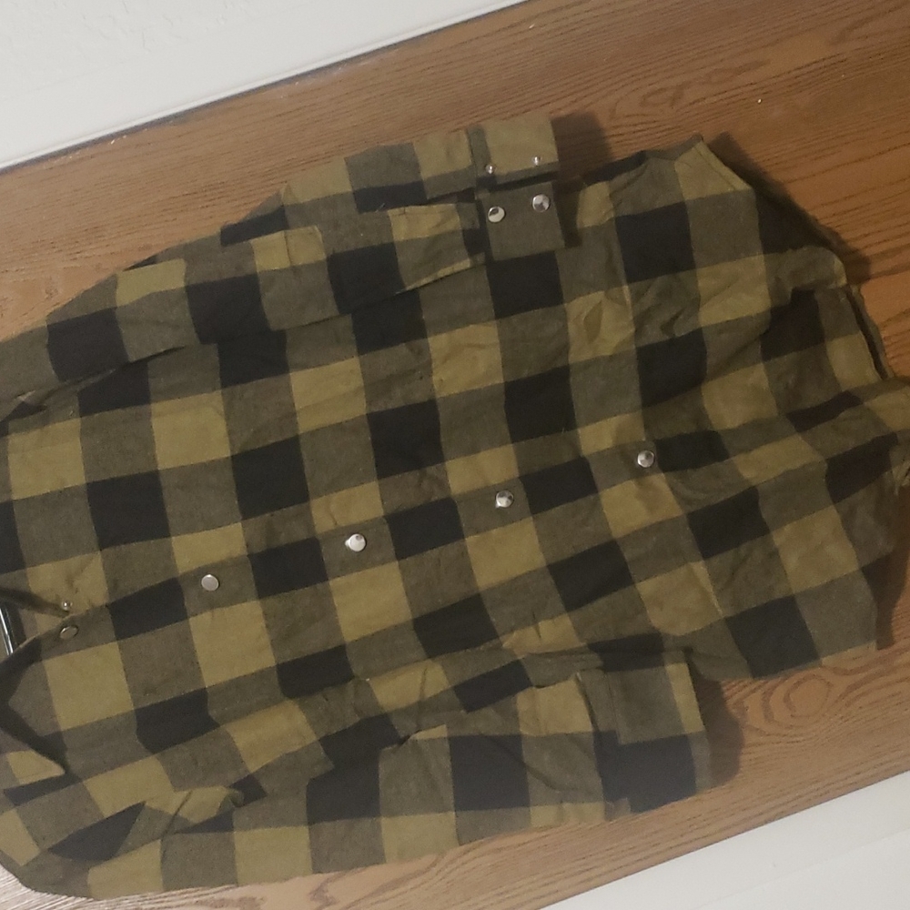 New boutique long plaid shacket - Picture 6 of 9